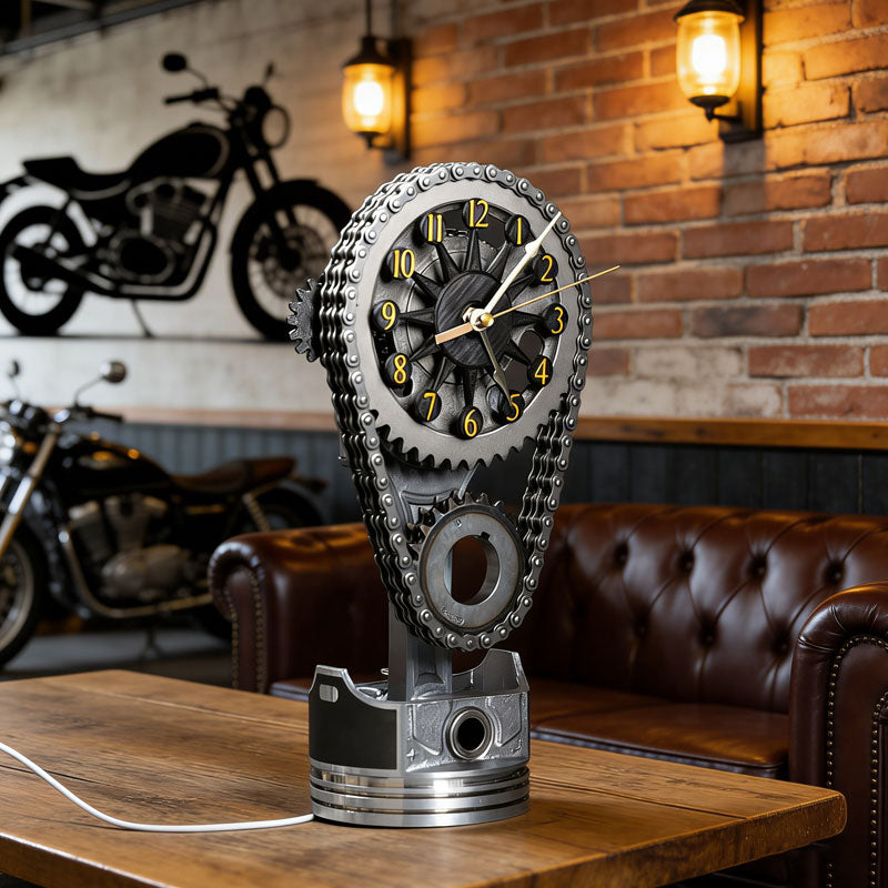 Anhänger mit Zahnraduhr