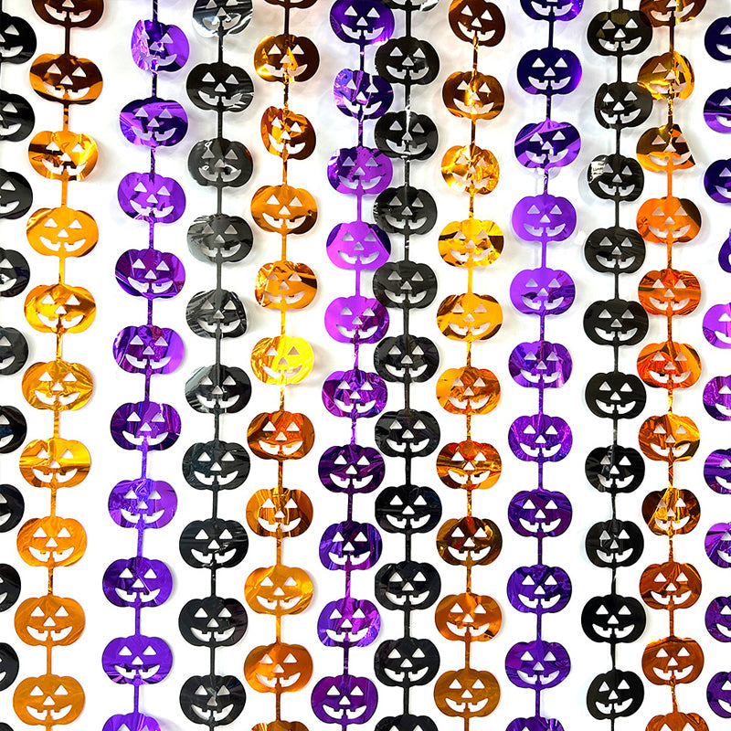 🦇 Läskig fladdrande fladdermusgirlang – Väck din Halloween till liv!